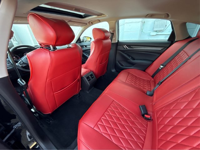 Used 2018 Honda Accord Touring image 38