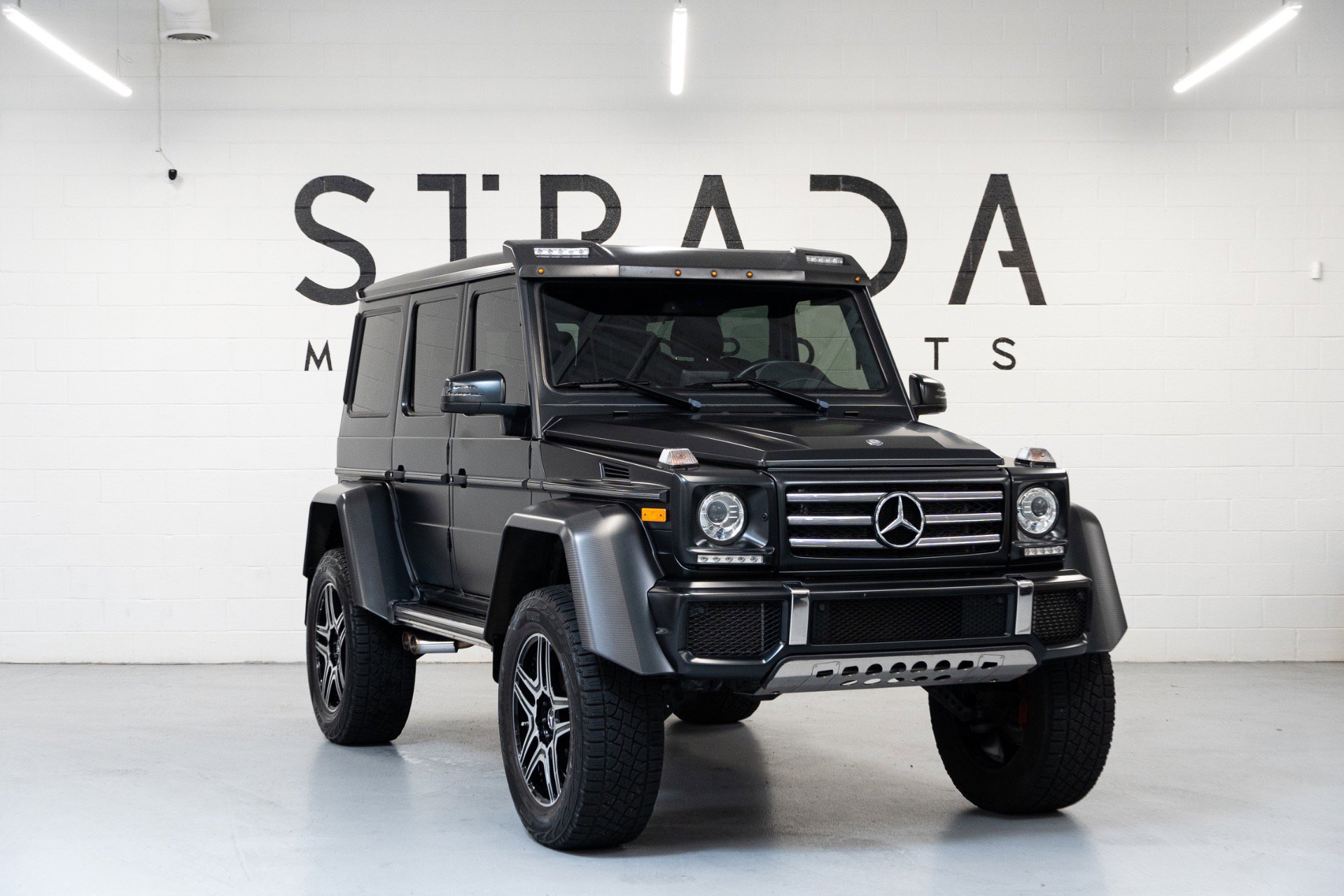 Used 2017 Mercedes-Benz G 550 Squared image 2