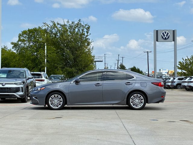 Used 2016 Lexus ES 350 w/ Premium Package w/Wood Trim FWD image 3