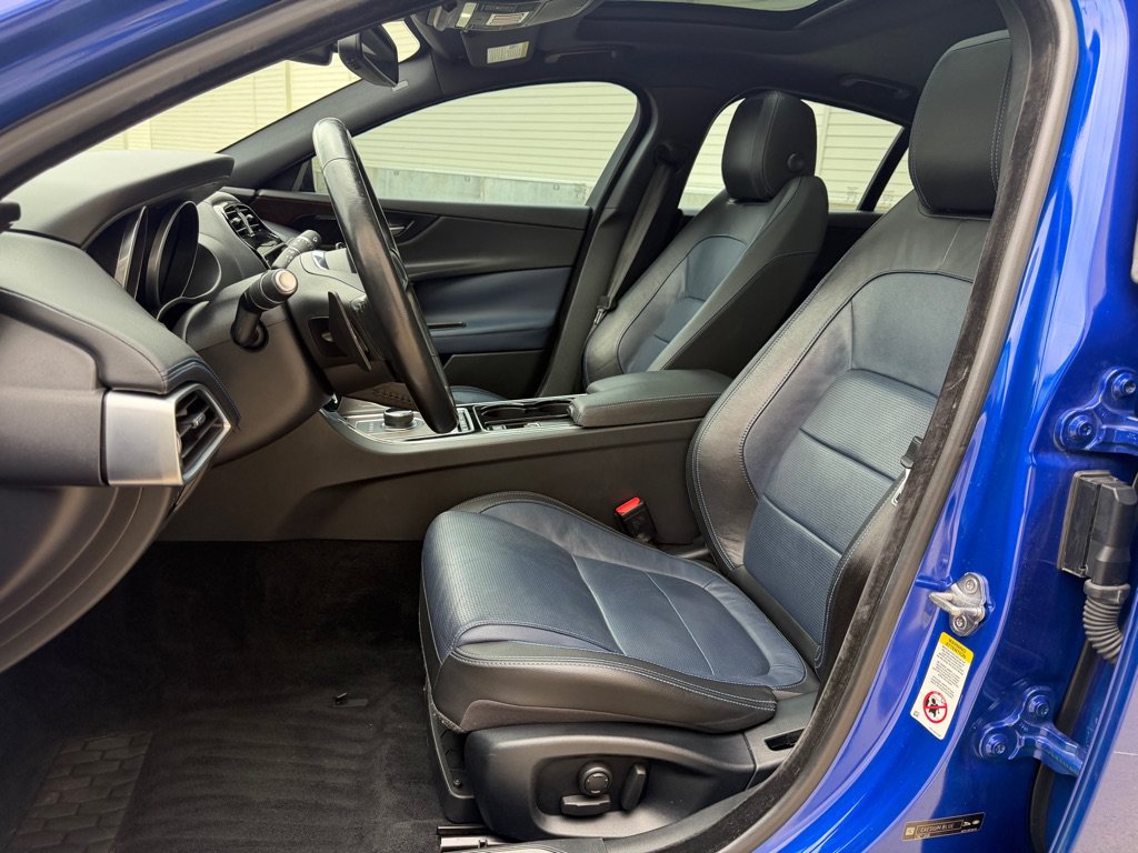 Used 2017 Jaguar XE R-Sport RWD image 14