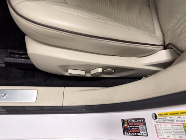 Used 2017 Ford Fusion Energi Platinum FWD image 25