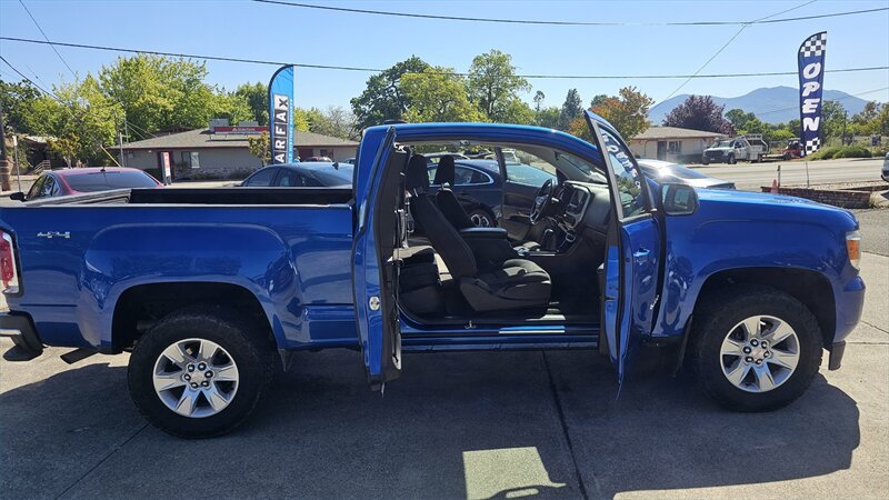 Used 2018 GMC Canyon SLE w/ SLE Convenience Package AWD/4WD image 13