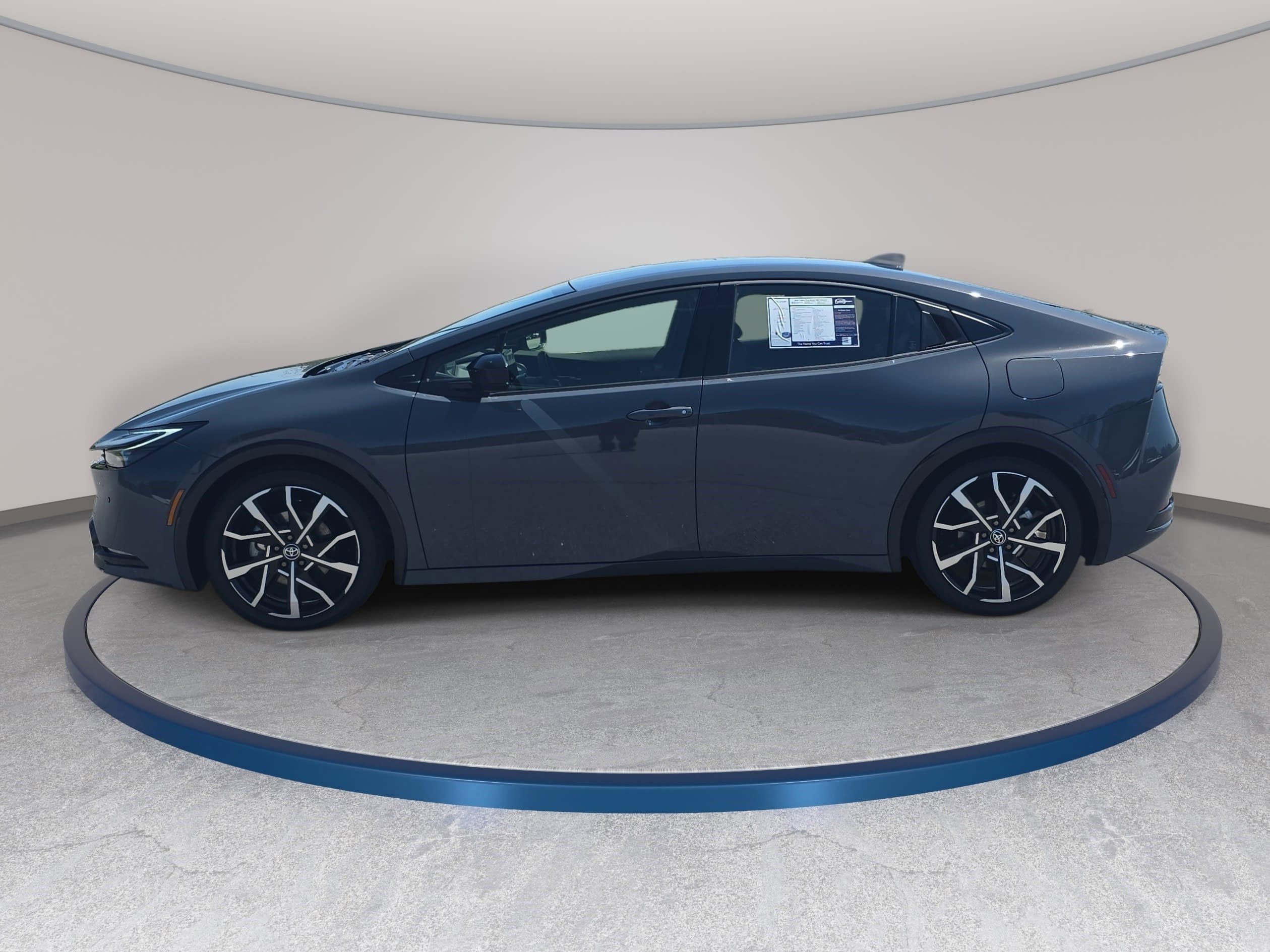 Used 2024 Toyota Prius Prime image 8