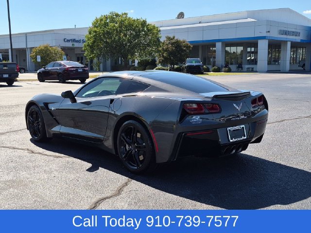 Used 2017 Chevrolet Corvette Stingray Coupe w/ 1LT RWD image 5