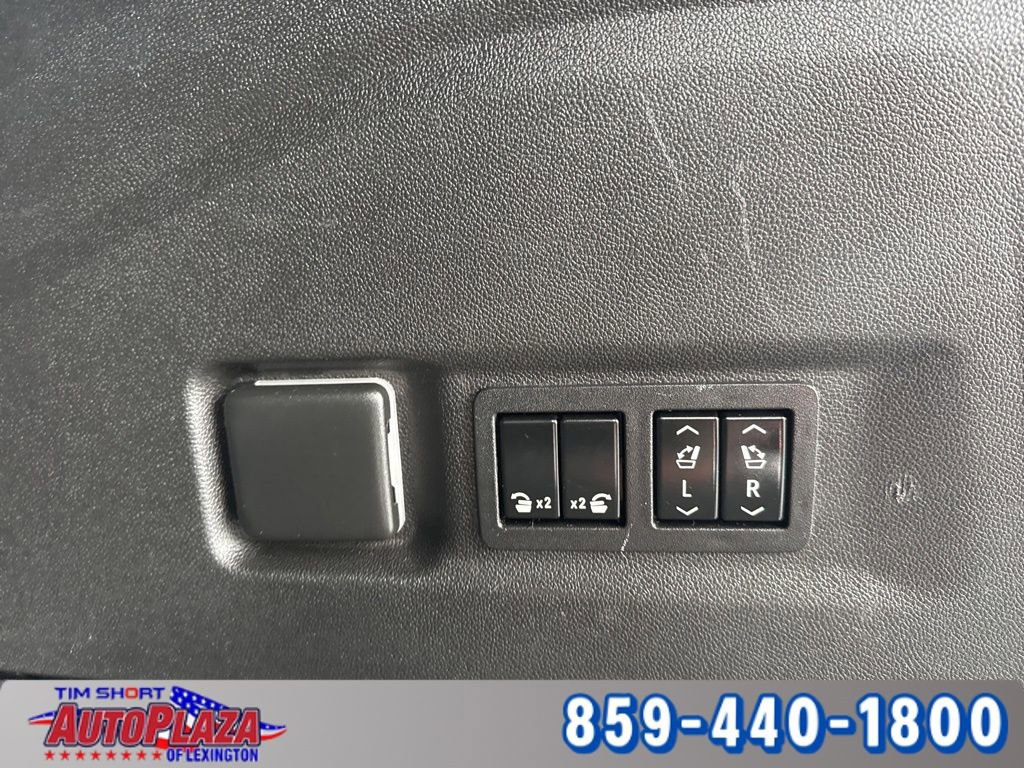Used 2022 Chevrolet Suburban Z71 w/ Off-Road Capability Package image 55