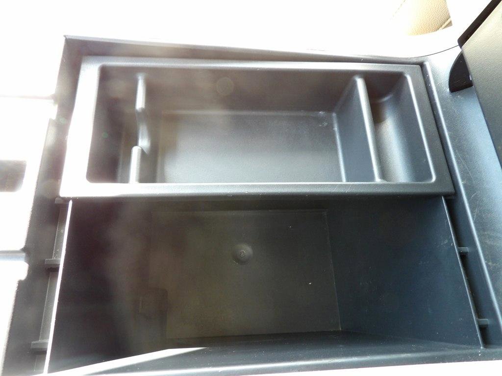 Used 2017 Nissan Titan SL w/ Chrome Package image 27