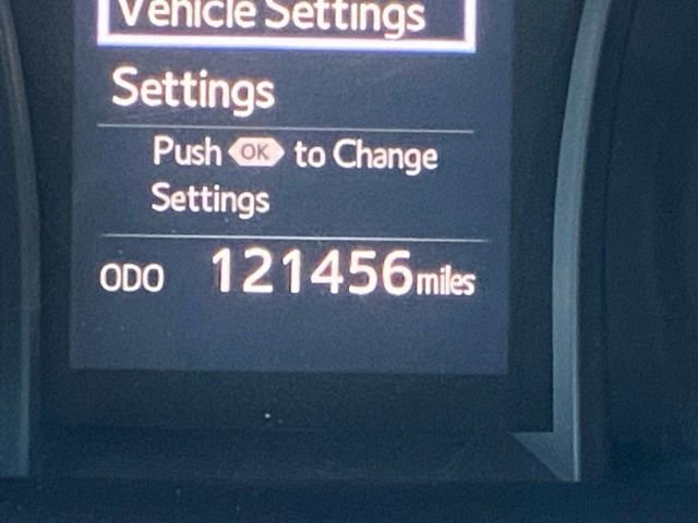 Used 2020 Toyota Camry SE FWD image 21