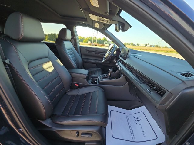 Certified 2025 Honda CR-V Sport-L image 31