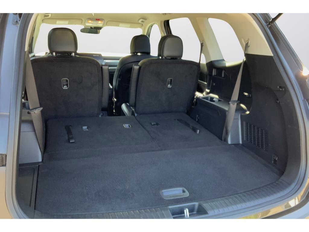 Used 2023 Kia Telluride S image 19