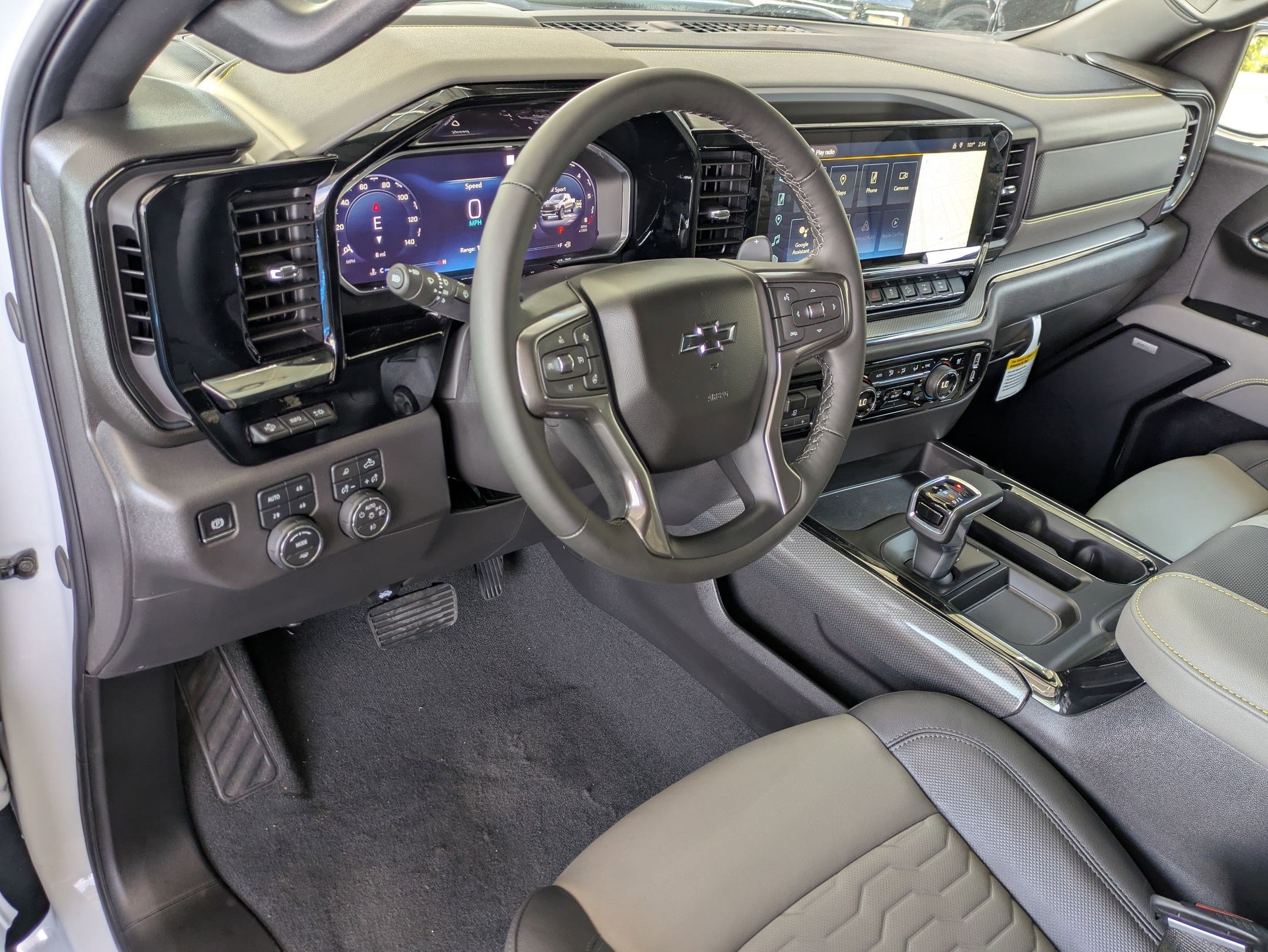 New 2026 Chevrolet Silverado 1500 ZR2 image 8