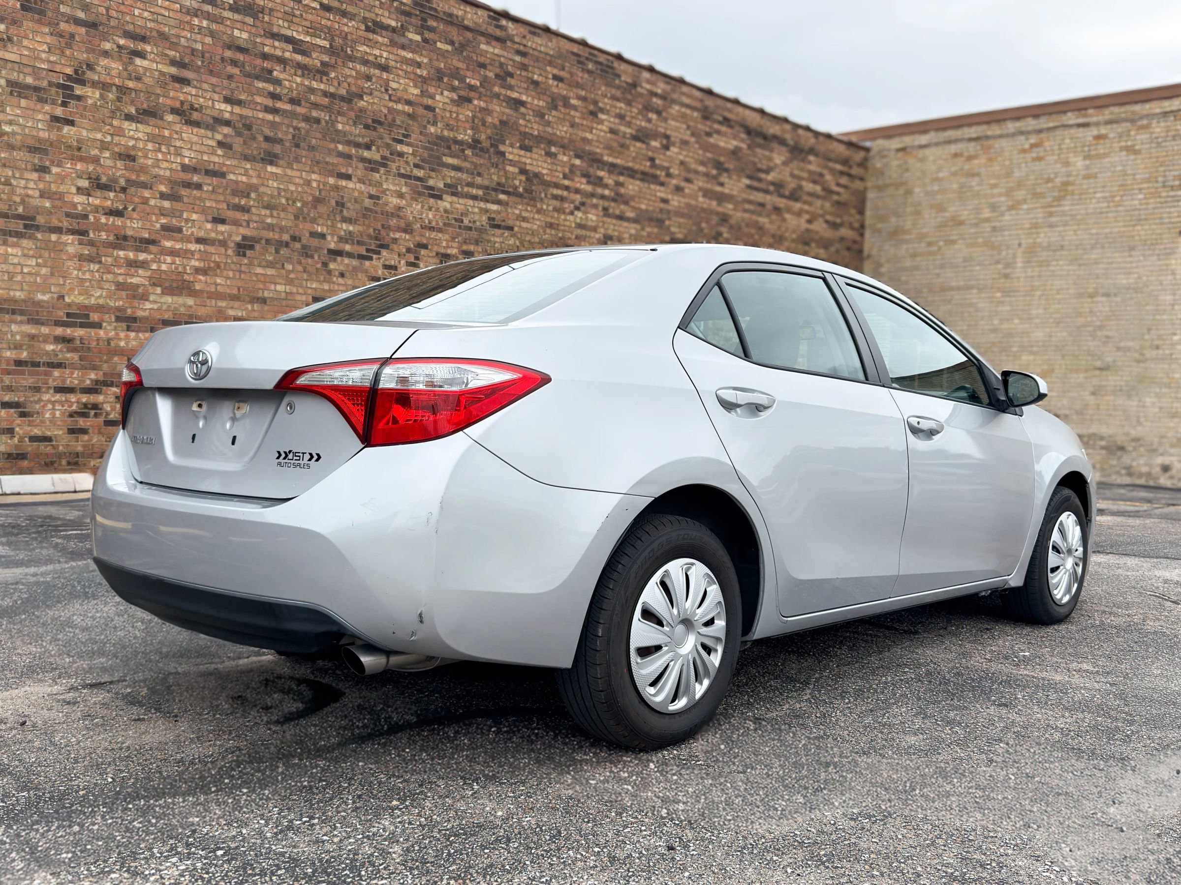 Used 2016 Toyota Corolla L FWD image 8
