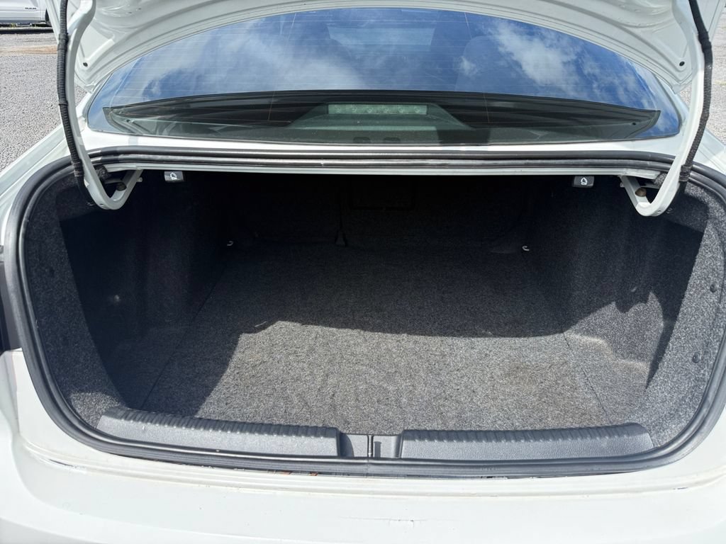 Used 2016 Volkswagen Jetta Sport FWD image 30