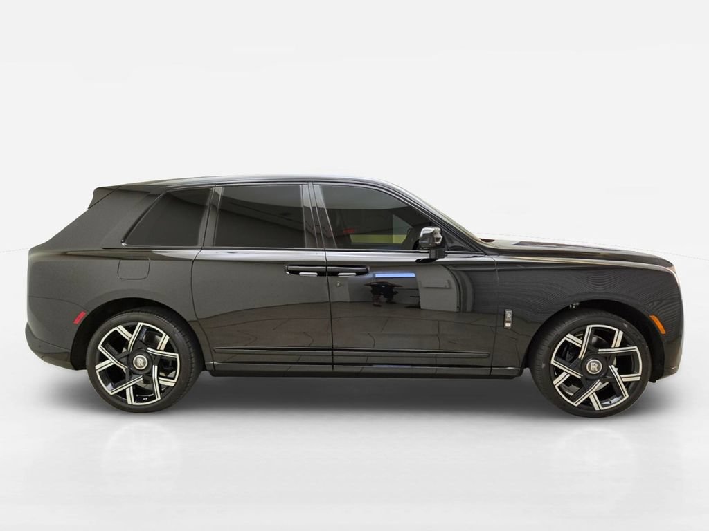 Certified 2025 Rolls-Royce Cullinan Black Badge AWD/4WD image 9