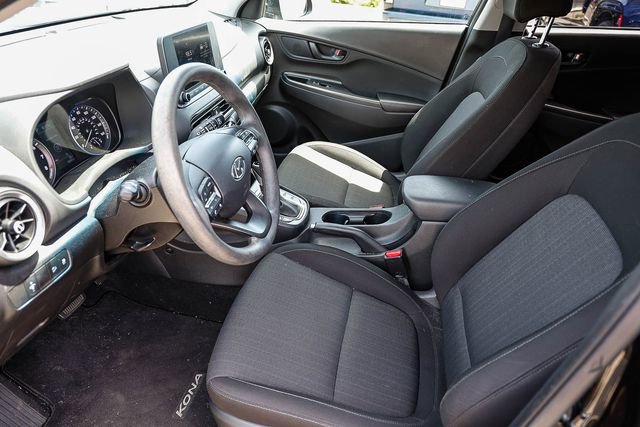 Certified 2022 Hyundai Kona SEL w/ Cargo Package AWD/4WD image 17