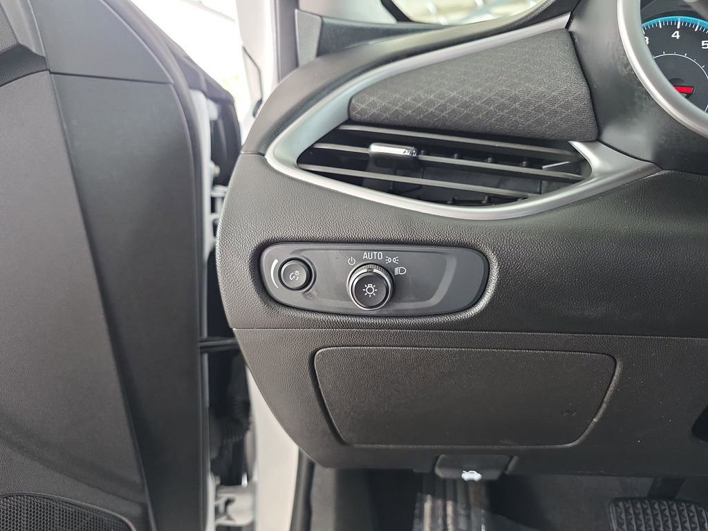 Used 2025 Chevrolet Malibu RS image 18