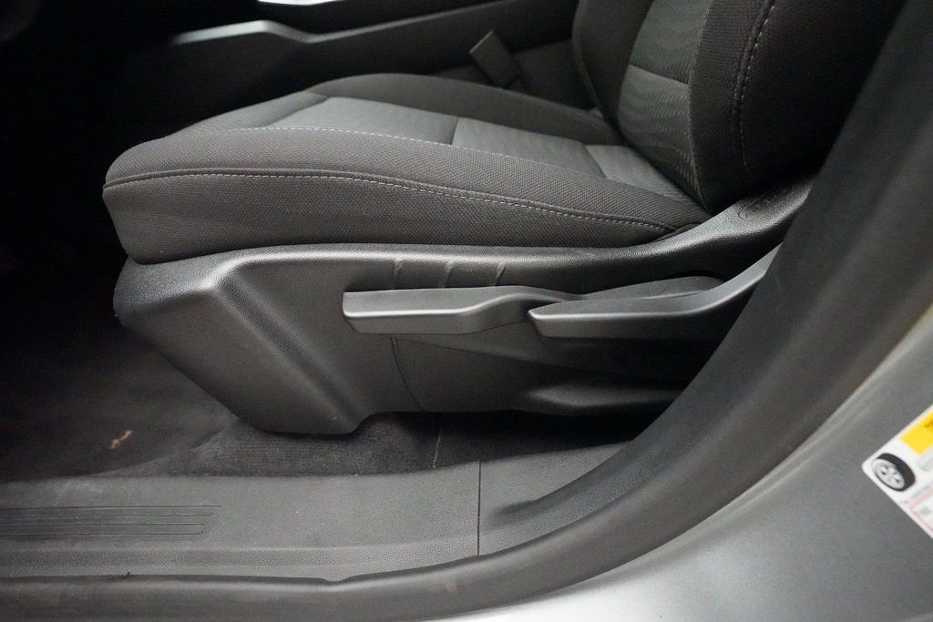 Certified 2025 Chevrolet Equinox LT image 28