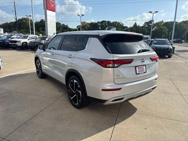 Used 2024 Mitsubishi Outlander SE FWD image 5