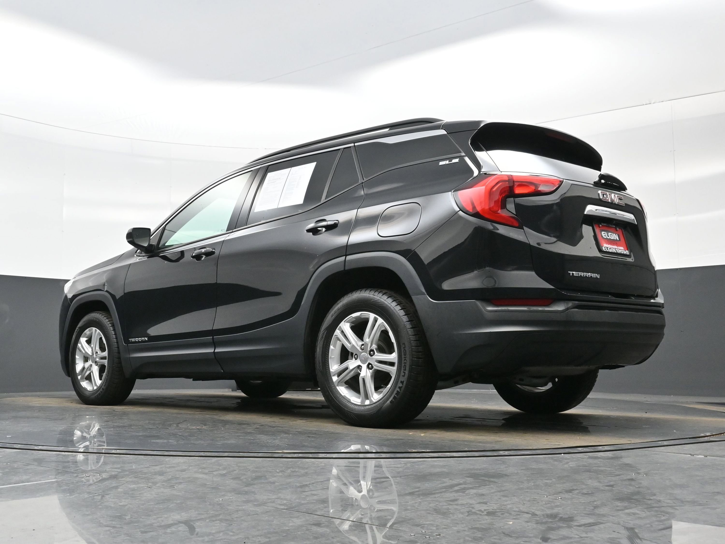 Used 2019 GMC Terrain SLE w/ Driver Convenience Package image 31