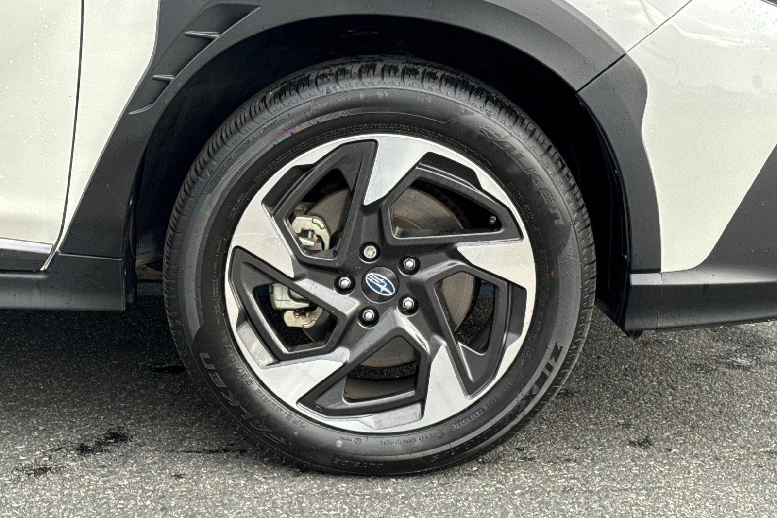 Certified 2025 Subaru Crosstrek 2.5i Limited w/ Crosstrek Mirror Package image 30