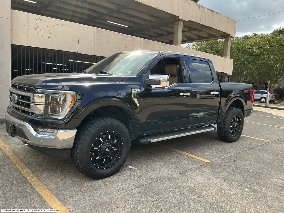 Used 2023 Ford F150 Lariat w/ Equipment Group 502A High AWD/4WD image 4