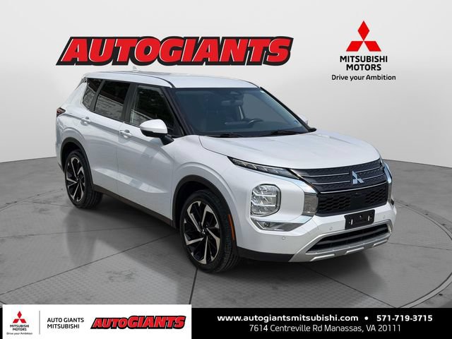 Used 2024 Mitsubishi Outlander SE FWD image 1
