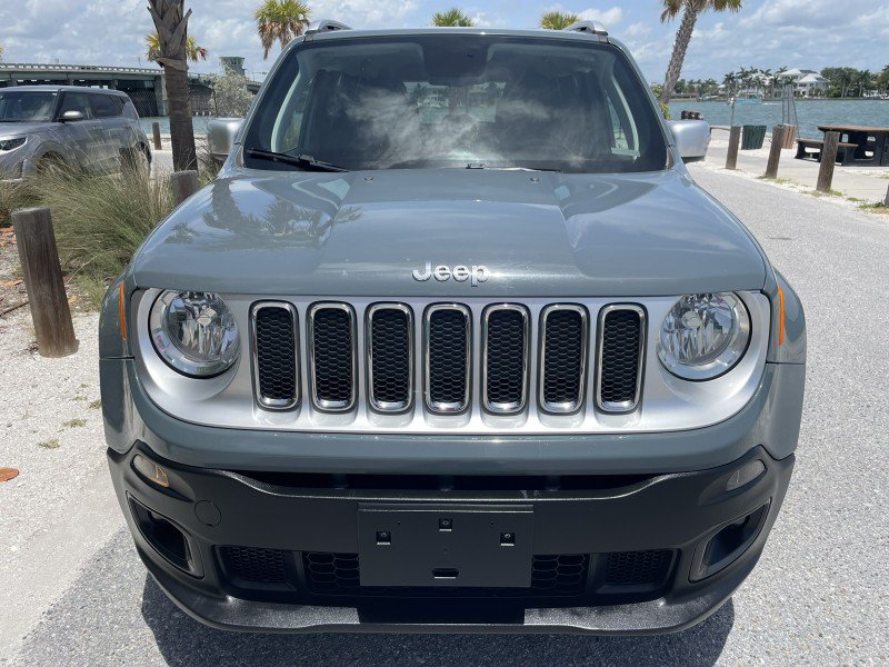 Used 2018 Jeep Renegade Limited w/ UConnect 8.4 Nav Group AWD/4WD image 4