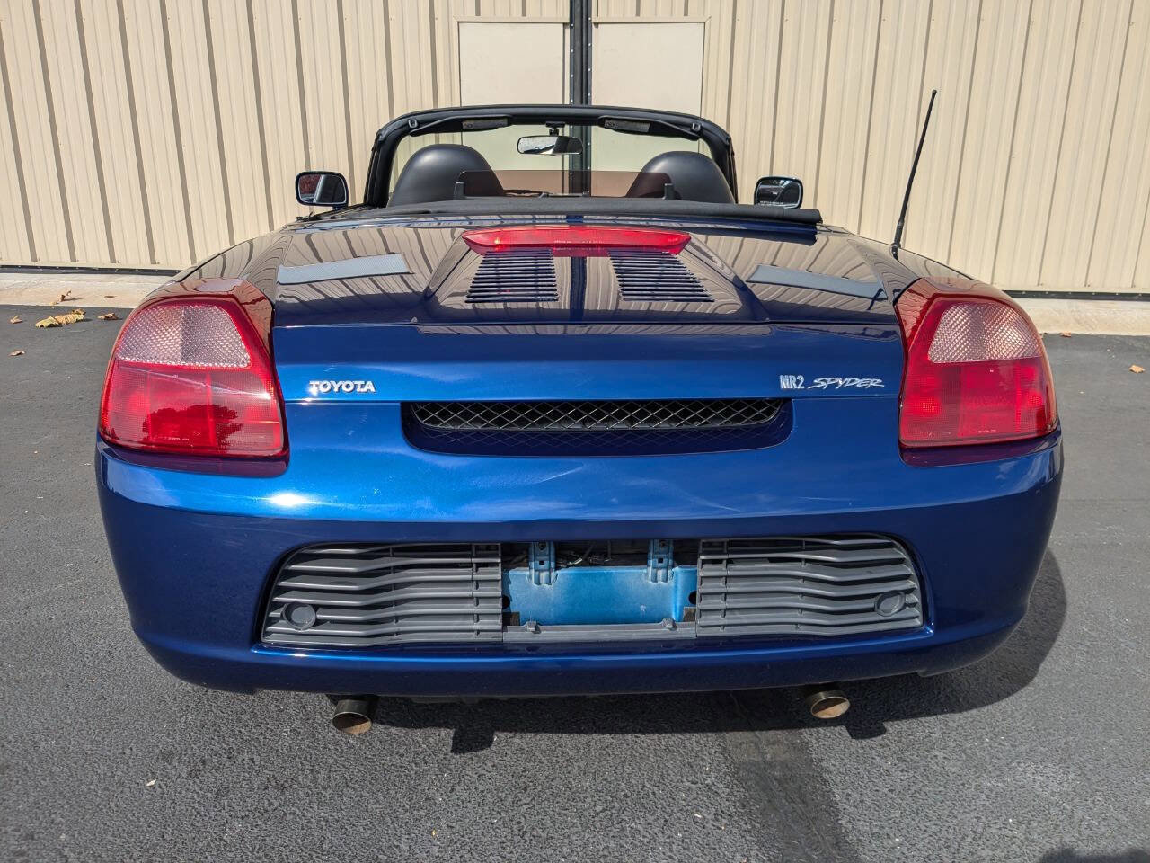 Used 2002 Toyota MR2 Spyder image 4