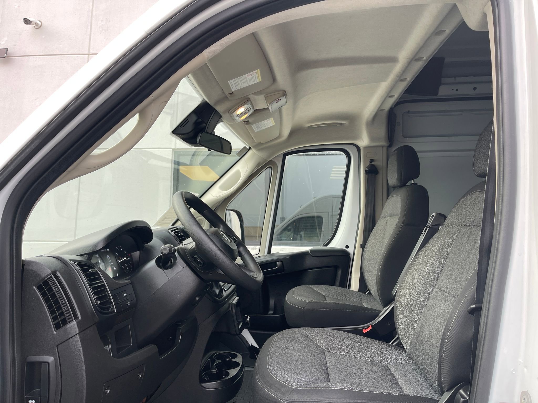 Used 2022 RAM ProMaster 2500 FWD image 10
