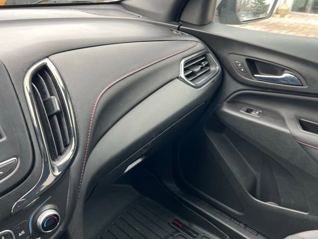 Used 2022 Chevrolet Equinox RS image 19