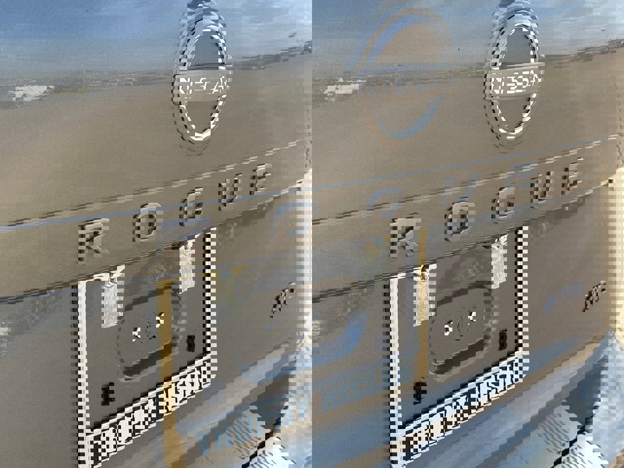 New 2026 Nissan Rogue SV image 9