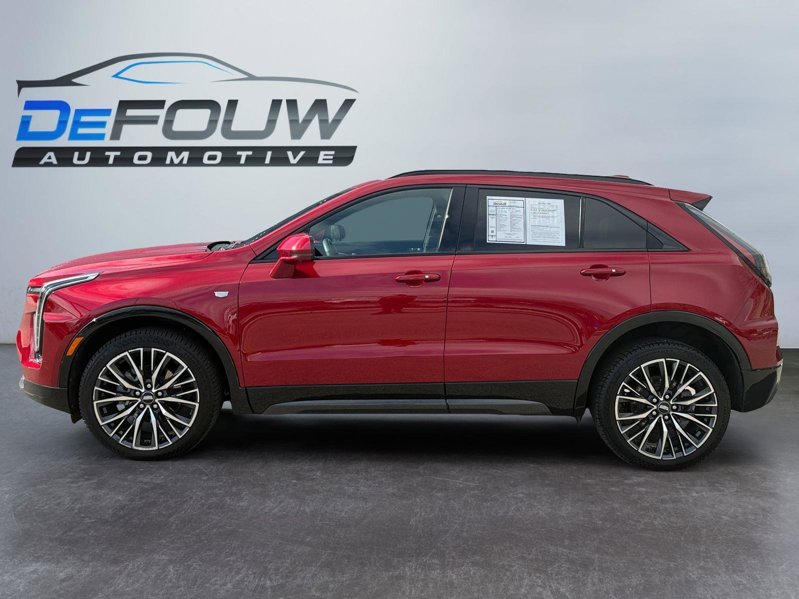 Used 2025 Cadillac XT4 Sport AWD/4WD image 6