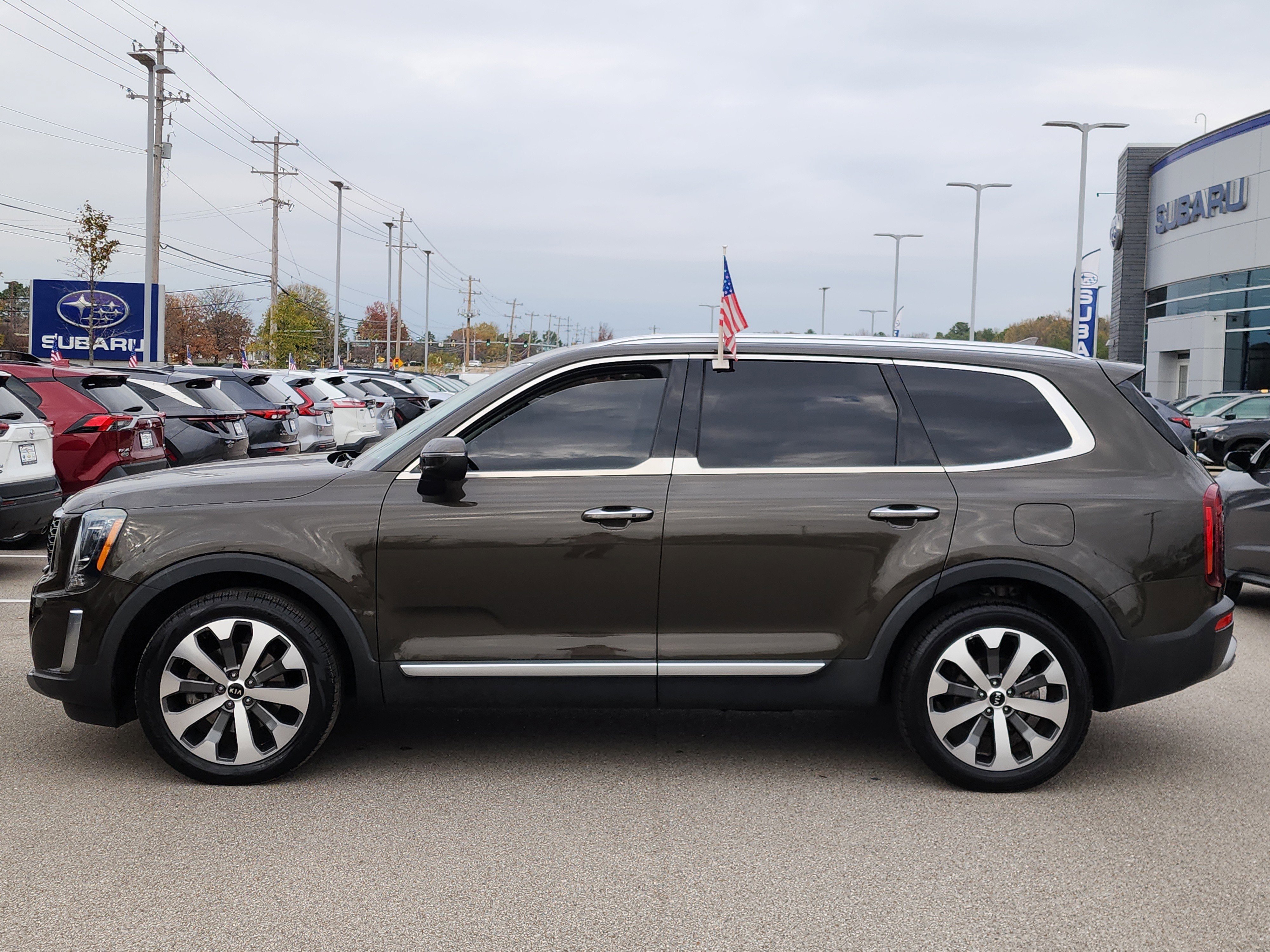 Used 2021 Kia Telluride S image 6