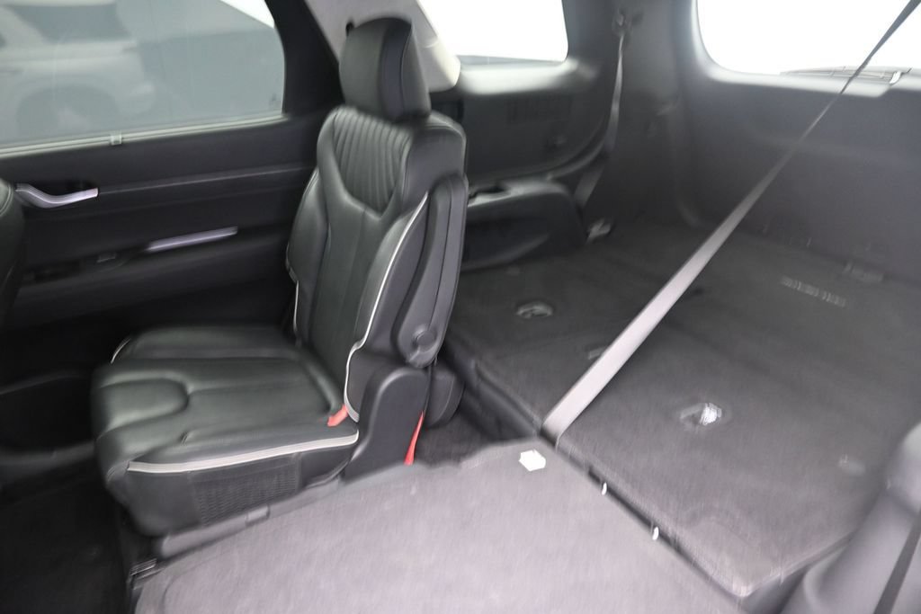 Used 2024 Hyundai Palisade Limited FWD image 22