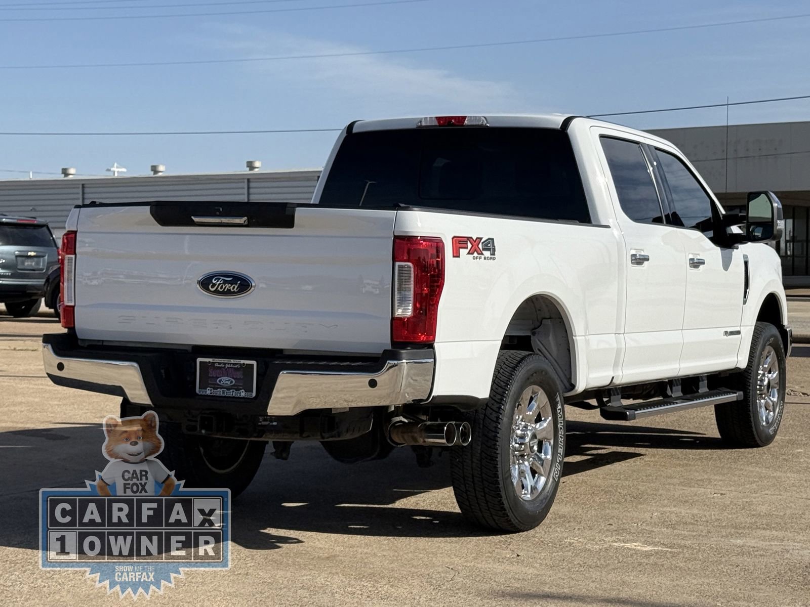 Used 2019 Ford F250 Lariat w/ Chrome Package image 4