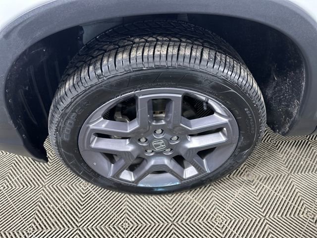 Used 2023 Honda Passport EX-L image 10