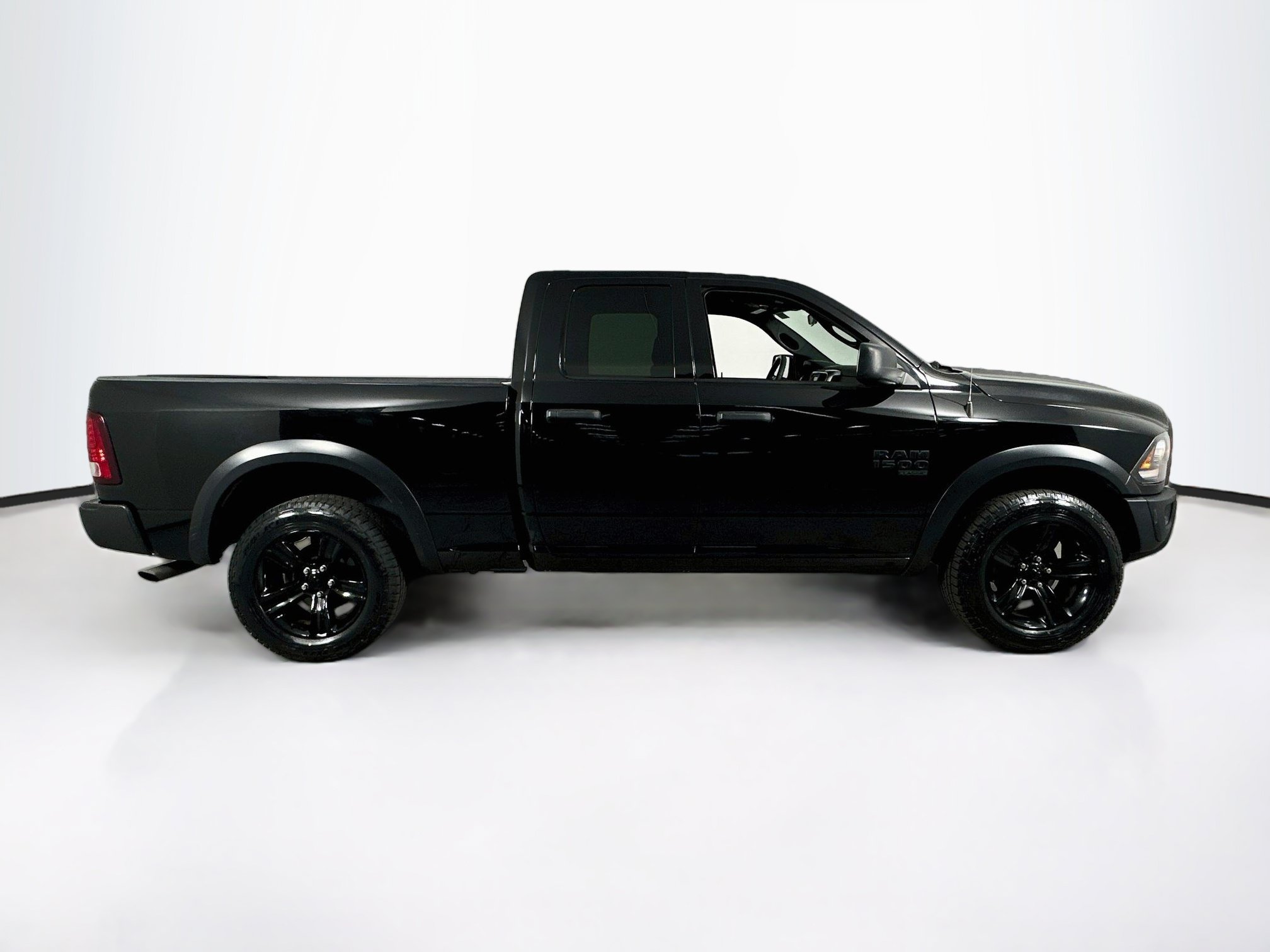 Used 2023 RAM 1500 Warlock AWD/4WD image 4