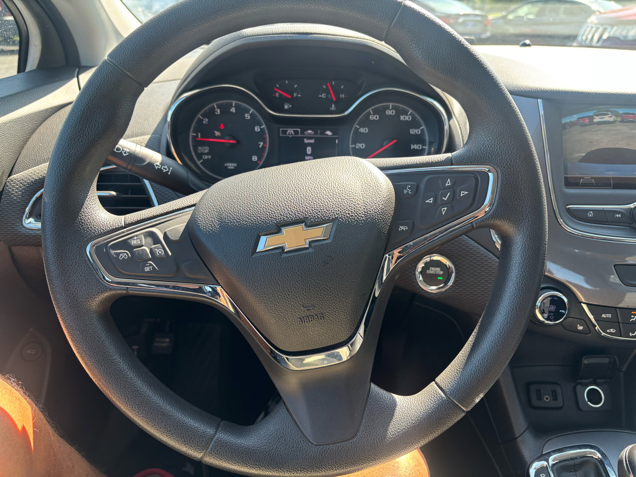 Used 2019 Chevrolet Cruze LT w/ Convenience Package image 13