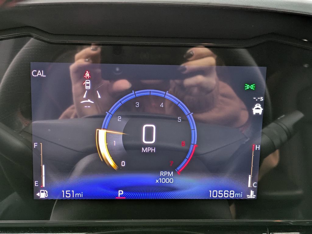 Used 2025 Chevrolet Trax RS w/ Driver Confidence Package image 14