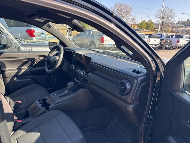 Used 2024 Chevrolet Colorado W/T image 7