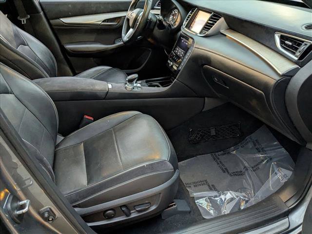 Used 2019 INFINITI QX50 Essential w/ Sensory Package image 21