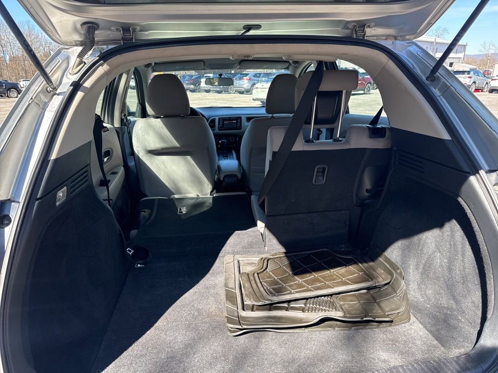 Used 2016 Honda HR-V LX image 30