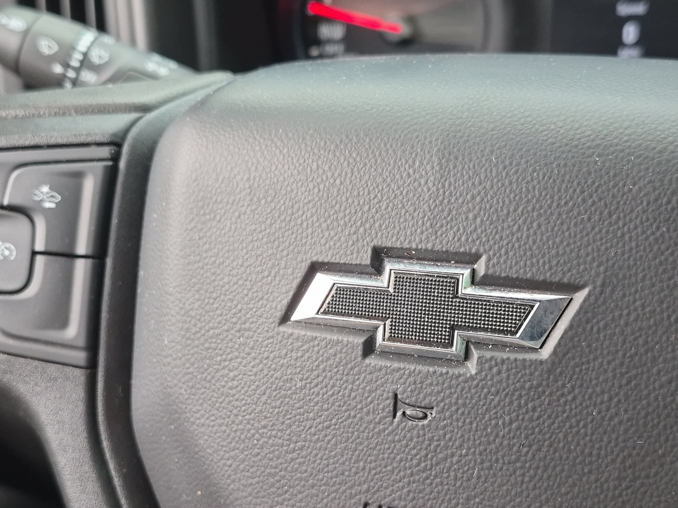 Used 2024 Chevrolet Silverado 1500 Custom Trail Boss w/ Dark Appearance Package AWD/4WD image 20