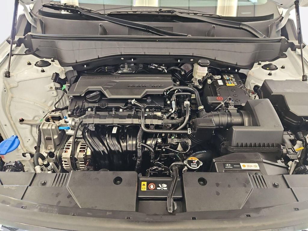 Certified 2025 Hyundai Kona SEL AWD/4WD image 31