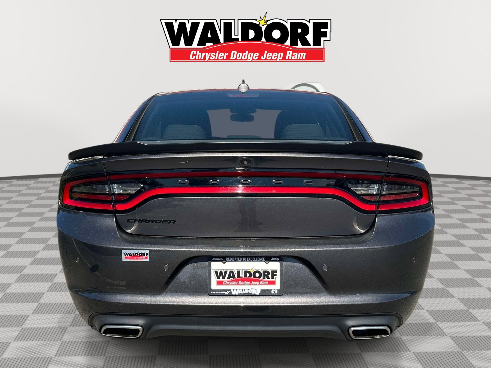 Used 2023 Dodge Charger SXT w/ Blacktop Package image 5