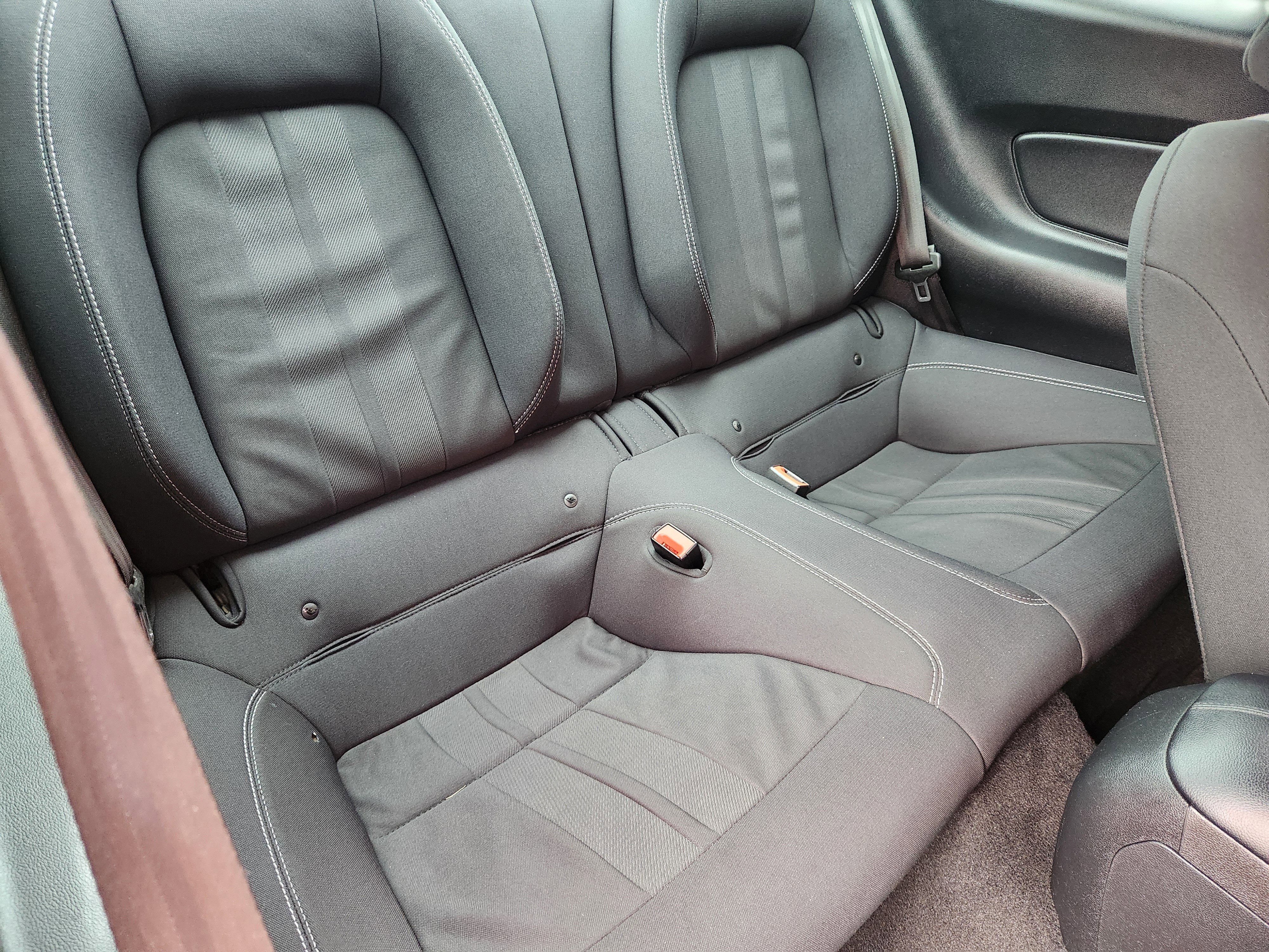 Used 2019 Ford Mustang Coupe RWD image 30