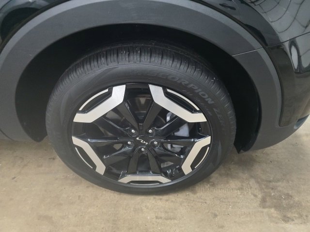 Used 2024 Kia Telluride S w/ S Sunroof Package image 2