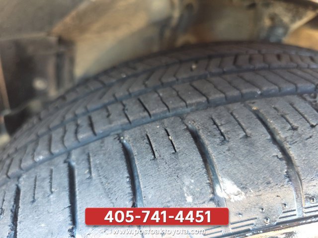 Used 2019 Toyota Sienna XLE w/ XLE Navigation Package FWD image 37