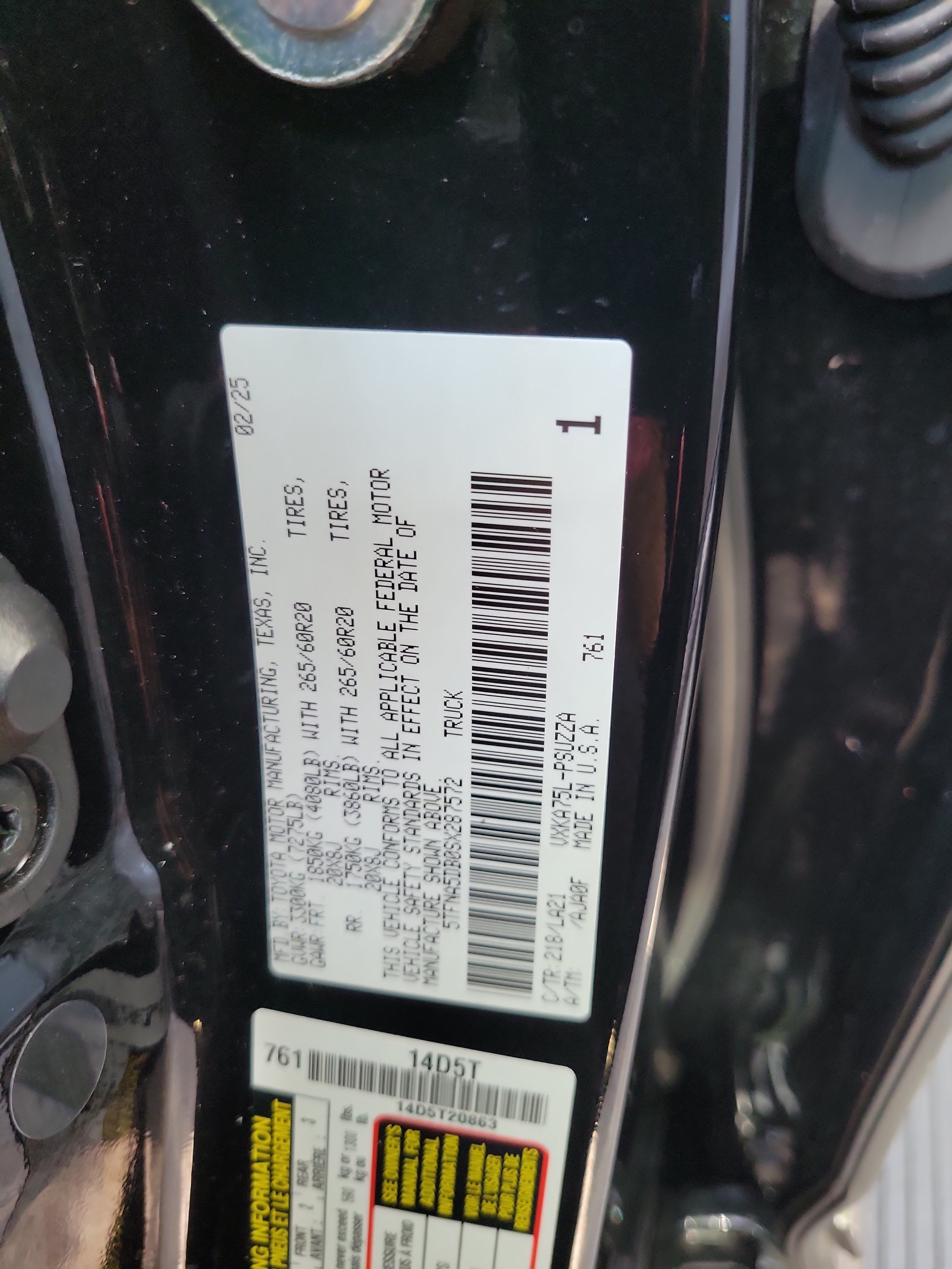 Used 2025 Toyota Tundra Platinum AWD/4WD image 31