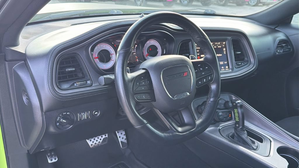 Used 2023 Dodge Challenger R/T Scat Pack RWD image 17