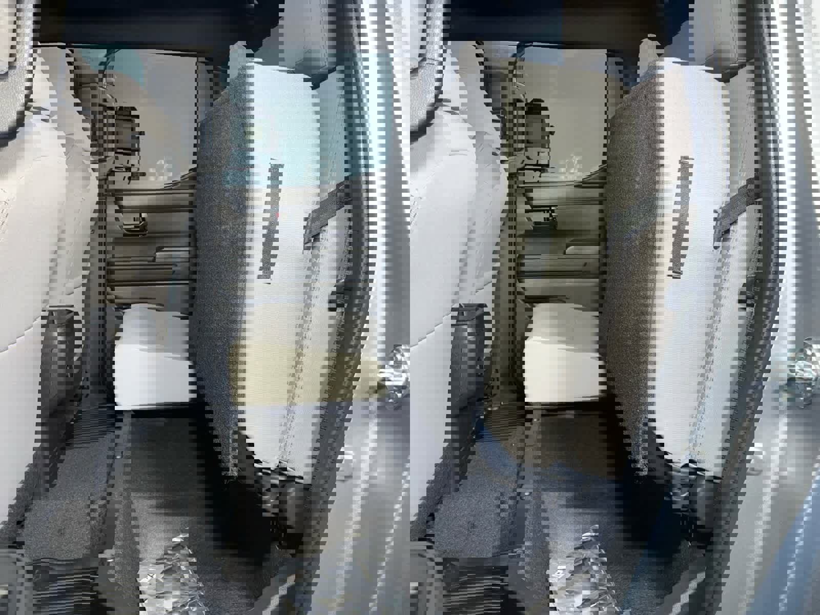 Used 2024 Toyota Tacoma SR5 image 27